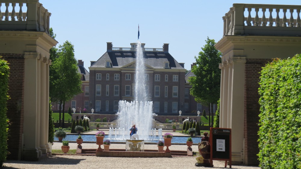 The King’s Fountain and Upper Parterre