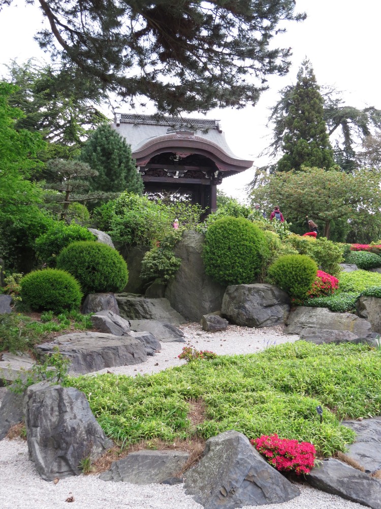 Kew 1 - the Japanese Landscape - The Garden Visitor