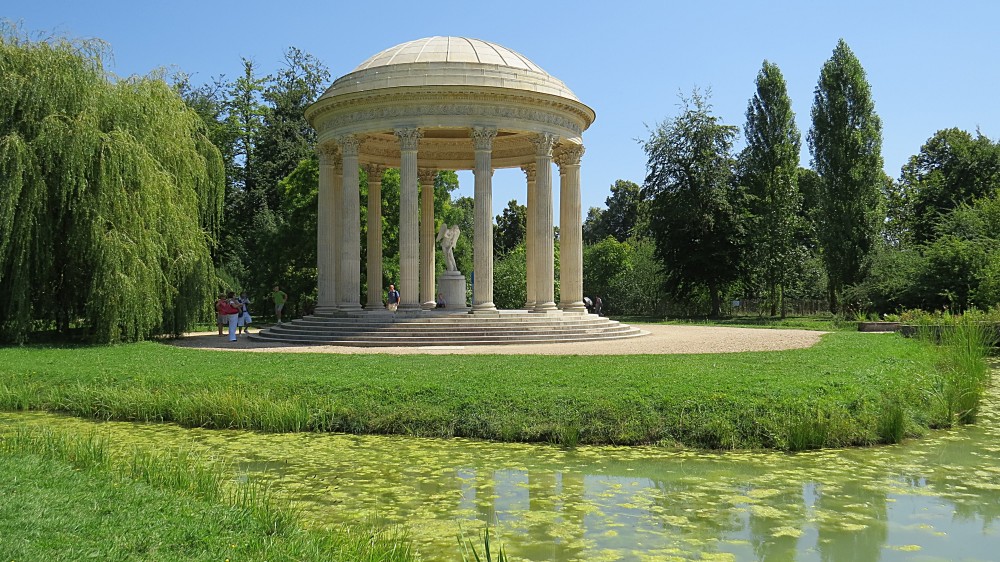 The Jardin Anglais – The Temple of Love