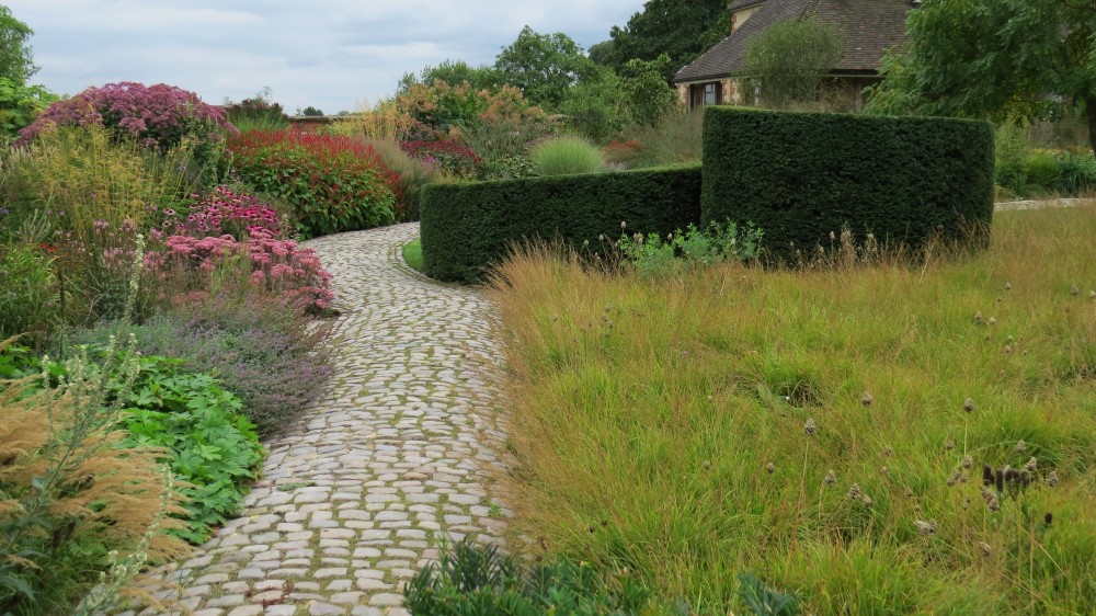 Bury Court Piet Oudolf s Courtyard Garden The Garden Visitor