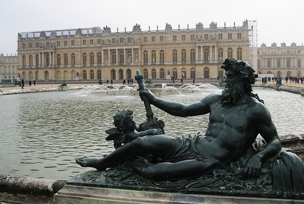  The Water Parterre and West Facade of the Palace