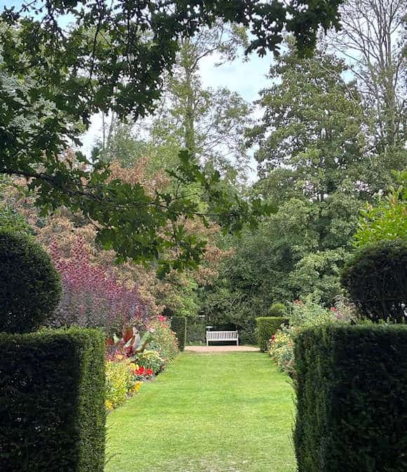 The Hot Borders